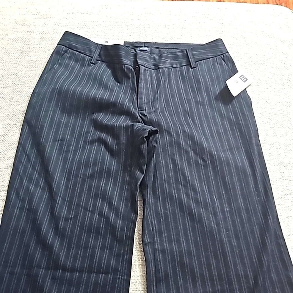 Gap Stretch Modern Fit Stripped Wide leg Pants Black size 4R NWT